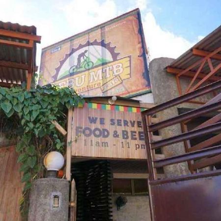 Cebu Hostel&Glamping Bagian luar foto